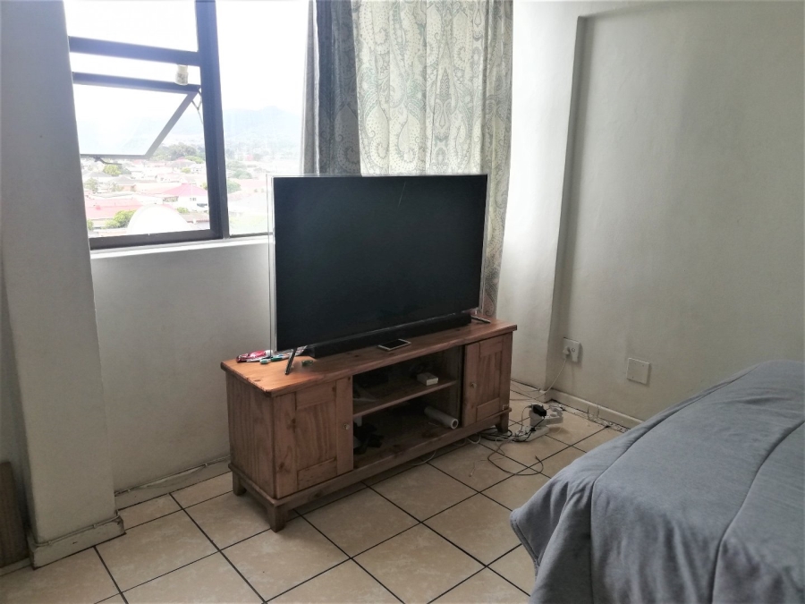 1 Bedroom Property for Sale in Churchill Estate Western Cape